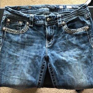 Women’s Miss Me jeans